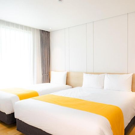 Seogwipo Hills Hotel Exterior photo